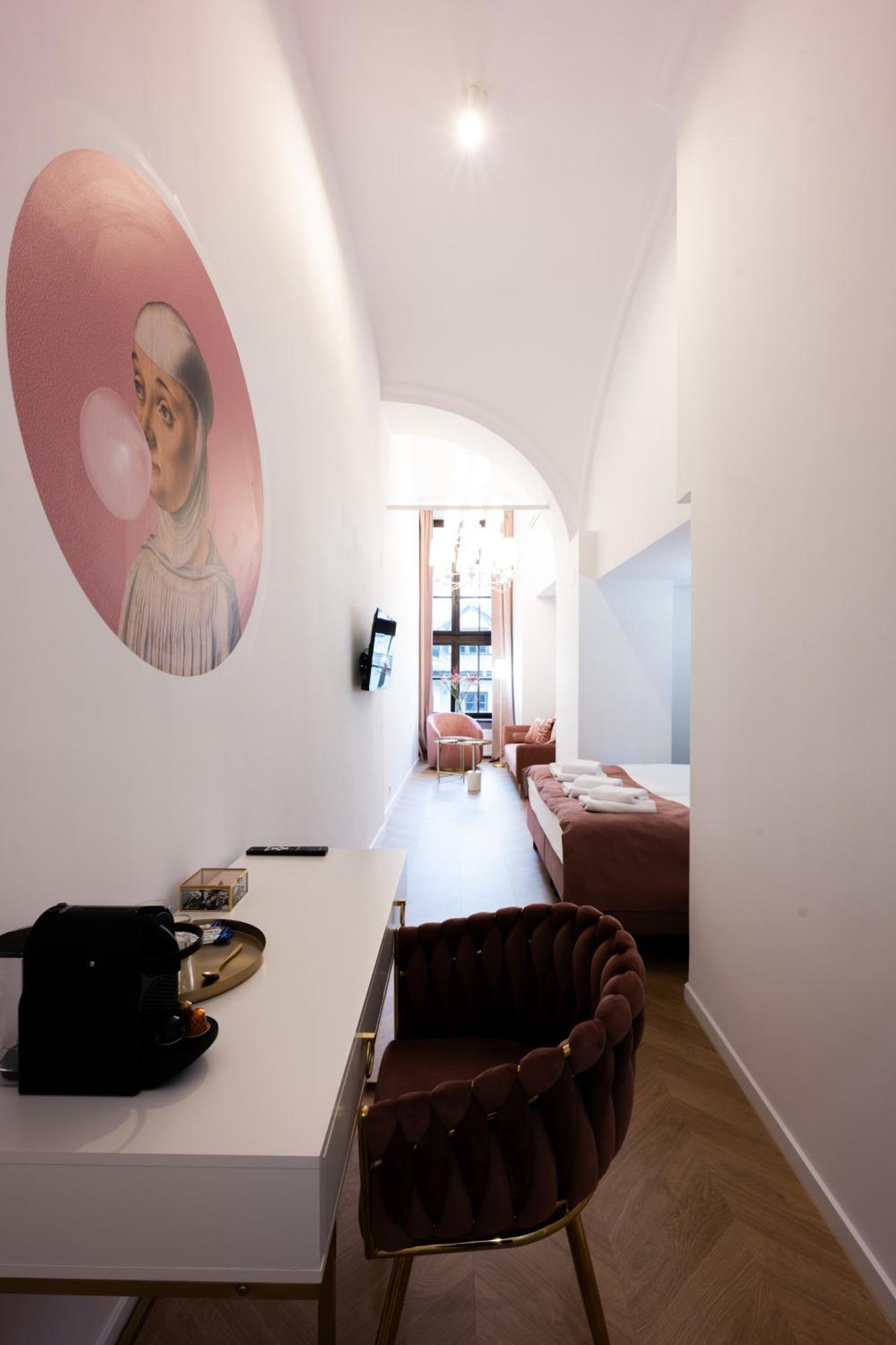 Superior Apartment